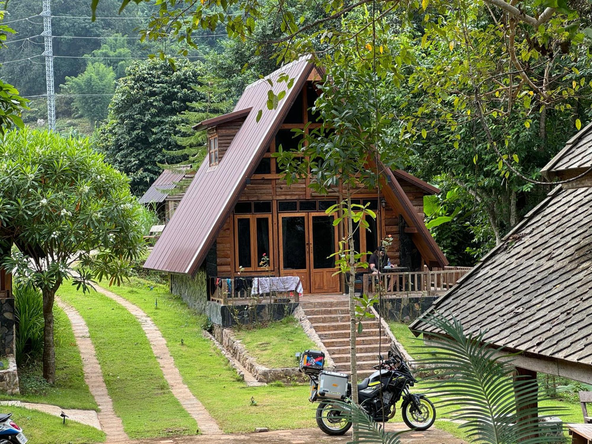 Ban Kaew Mo Ra Glamping & Restaurant Hotel Pang Mapha Buitenkant foto