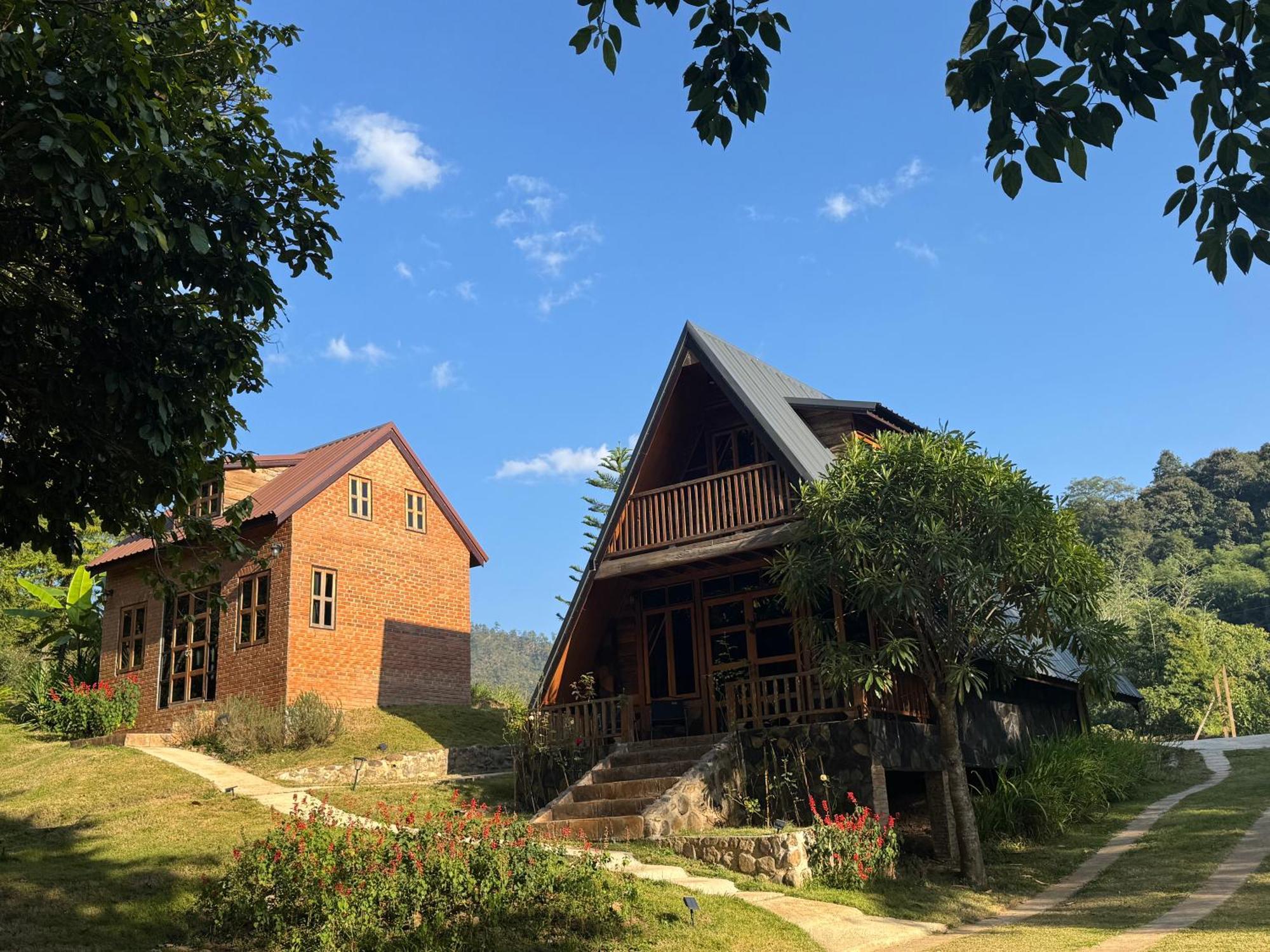 Ban Kaew Mo Ra Glamping & Restaurant Hotel Pang Mapha Buitenkant foto