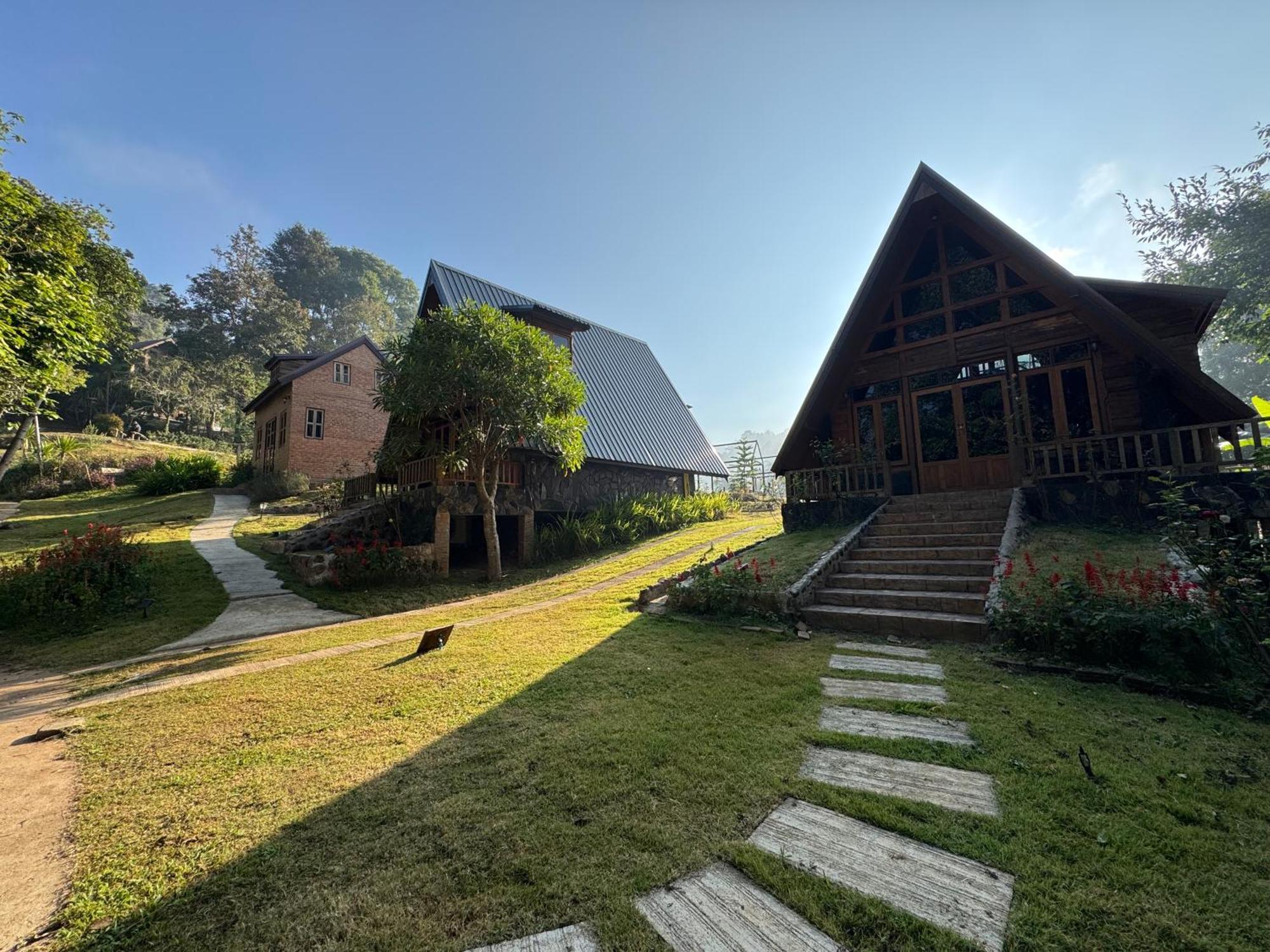 Ban Kaew Mo Ra Glamping & Restaurant Hotel Pang Mapha Buitenkant foto