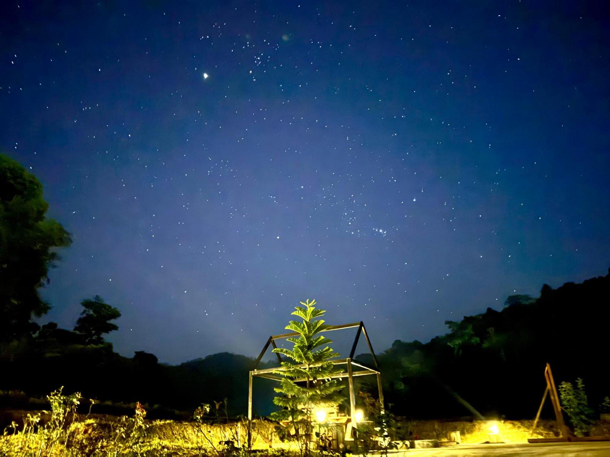 Ban Kaew Mo Ra Glamping & Restaurant Hotel Pang Mapha Buitenkant foto